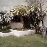 Βίλα Du Mas Affortit *