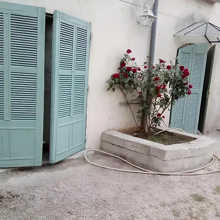 Du Mas Affortit Villa *